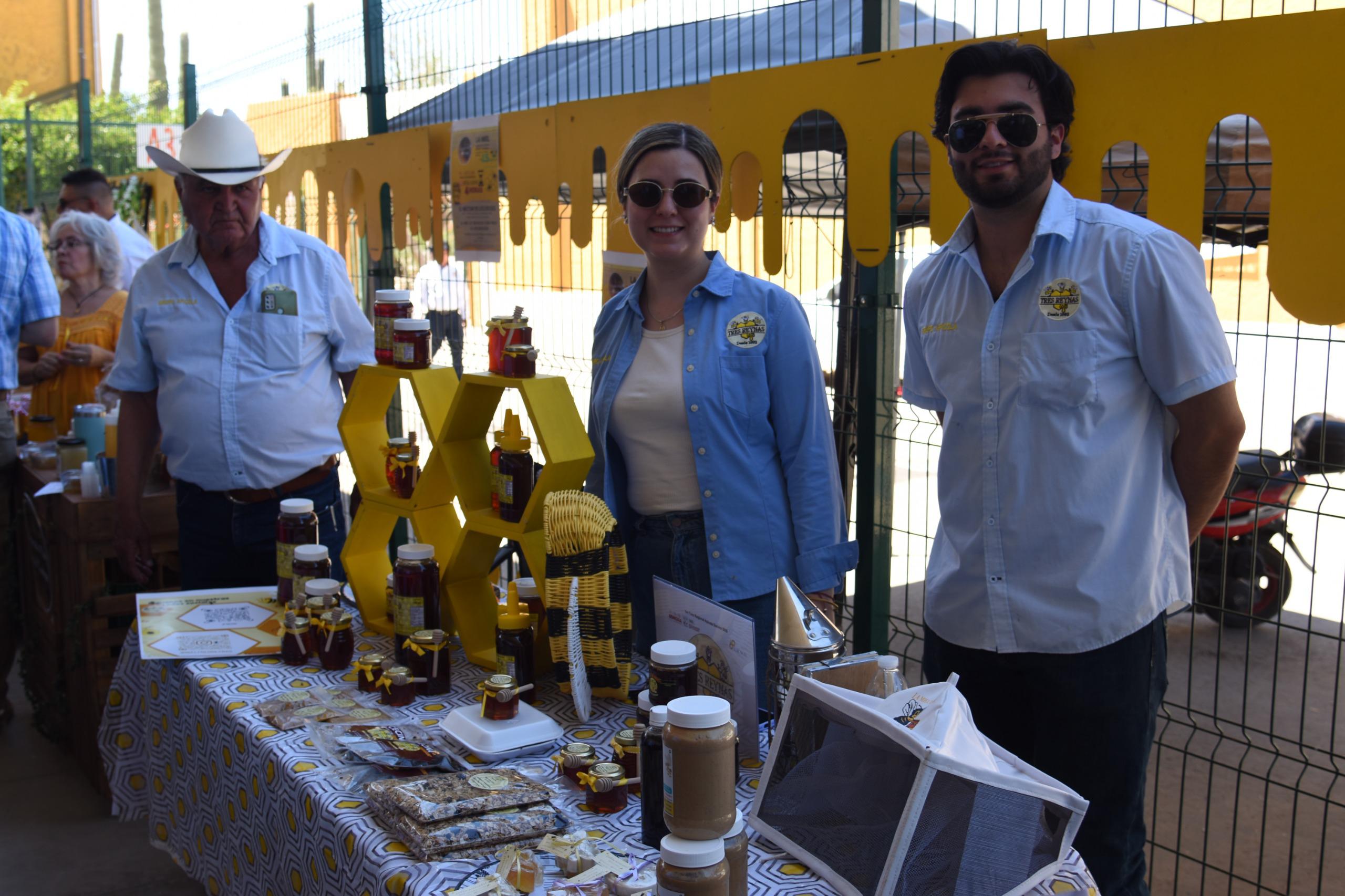 Gobierno de Sonora impulsa el Foro Regional Apícola para fortalecer la producción de miel